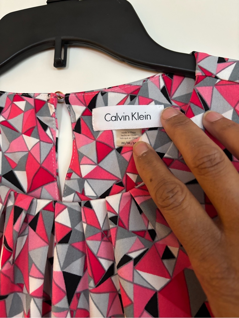 Calvin Klein Pink and Gray Geometric Sleeveless Camisole - Picture 4 of 4